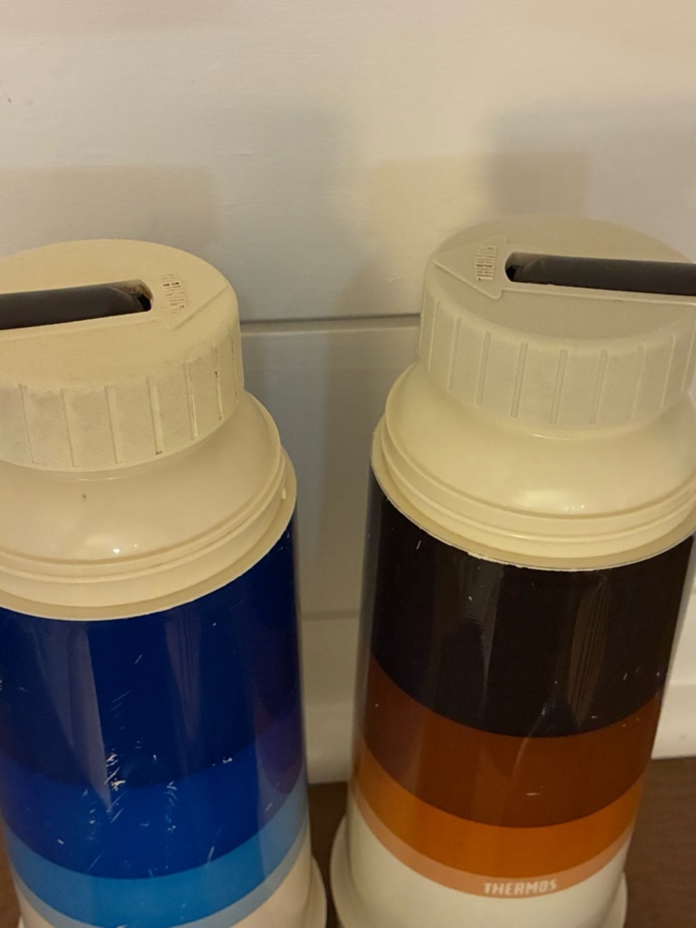 Vintage Thermos Set Retro Striped Camping Coffee Jugs w Cups - Picture 13 of 14